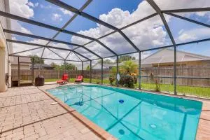 Riverview Home with Screened Pool about 1 Mi to Marina! - Lithia