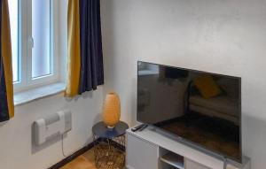 Cozy Apartment In Moneglia With Kitchen