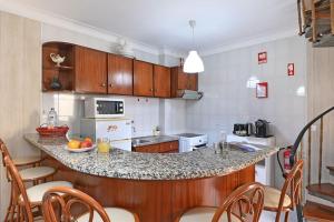 Bessa - Casinha Típica do Porto com dois quartos