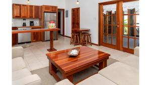 Residences at Barrier Reef Casita 2 by Stay Floreo