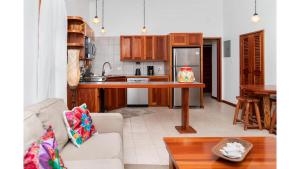 Residences at Barrier Reef Casita 2 by Stay Floreo