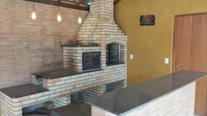 Chácara com piscina e amplo espaço gourmet à sete min da famosa estrada do roteiro do vinho