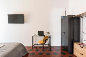 Half Palace, relaxing apartment in Rome San Lorenzo