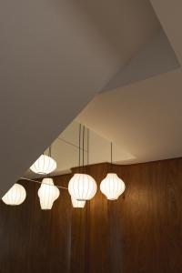 Flat and Fur 2BR Mid-Century 3mins to Nimman Airport