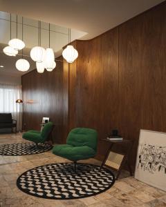 Flat and Fur 2BR Mid-Century 3mins to Nimman Airport