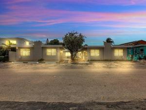 Coastal Escape, Hollywood Beach Proximity