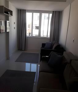 Conforto em Copacabana (2 Ar + Blackouts)