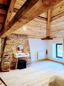 Aux sources de lesquire maison 5 chambres 5 salles de bains , 11 personnes