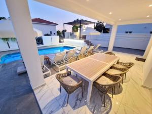 Sunshine Villa Ayia Napa