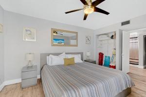 Great 1 bedroom 1 bath condo with heated pool