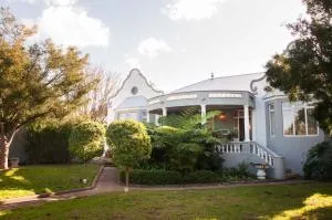 6 on Kloof Guest House - Bredasdorp