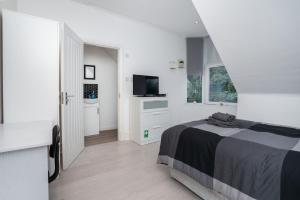 Cosy fully equipped Studio 7, close to University