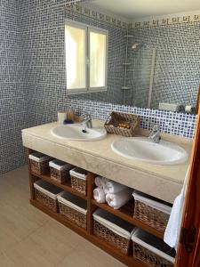 APARTAMENTO ROMANILLA FRENTE AL MAR