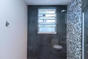 Favela Experience Copacabana – Com Ar e Lavanderia