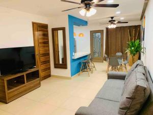 Apartamento Moderno a mins de la Playa y Malecón