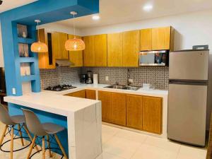 Apartamento Moderno a mins de la Playa y Malecón