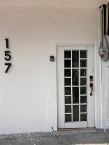 Apartamento Moderno a mins de la Playa y Malecón