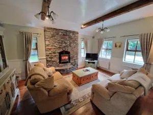 Elegant Traditional Family House Tralee Ring of Kerry - 卡索曼