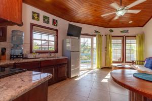 White Sands Cove G04- Partial Ocean View 1 BR by Stay Floreo