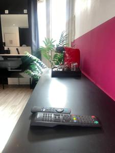 Red Room - Olympe Suites & Spa Lille, Croix, Roubaix