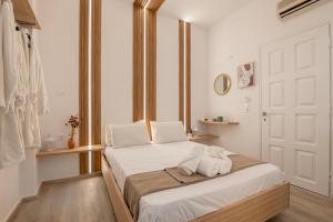 Vincenzo Harmony II- Rethymno old town