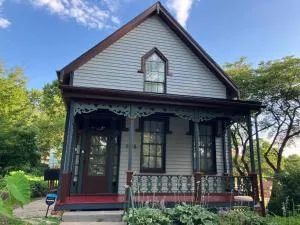 1867 Gothic VanDeventer Home - Atchison