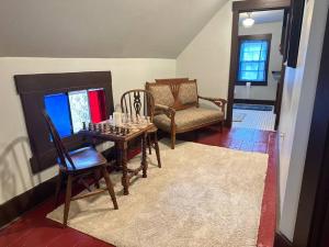 1867 Gothic VanDeventer Home