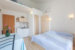 Apartments - Apartmani Borić - Podgora balcony sea view for 2 - 3 - 4 persons