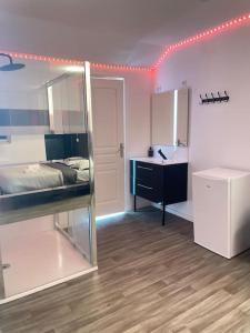Appartements Suite Intimity-Olympe Suites & Spa Lille, Croix, Roubaix : photos des chambres