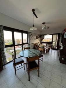 Punta Mogotes,hermosa vista al mar y al atardecer