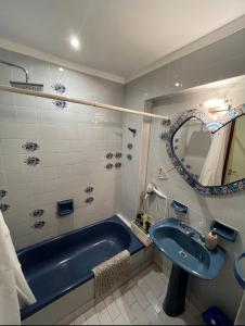 Punta Mogotes,hermosa vista al mar y al atardecer