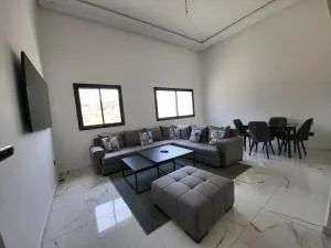Appartement moderne et spacieux - Ghdar Defla