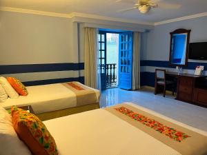 Hotel Plaza Colonial