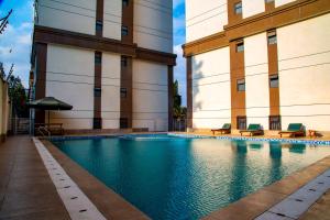 Shammys On Riverside