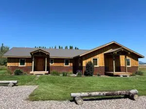 Explorer's Basecamp - Rose Crossing