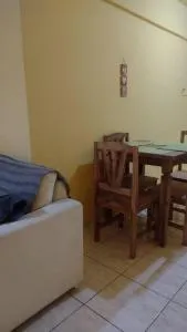 Apartamento confortável, central na Avenida - Artigas