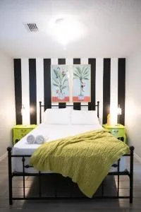 Sunshine Haven, Poolside Bliss, Disney, Game Room - Oak Ridge