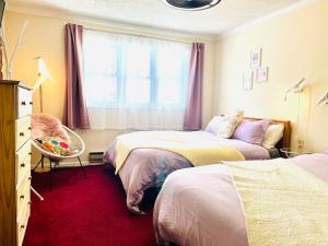 Lotus Family Suite w 2 Beds Kitchenette 4