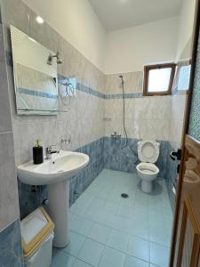 White house 2 Ksamil