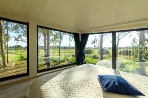 EstBerg Riverside Holiday Home