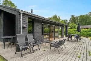 Scenic Summer House In Asserbo - Melby