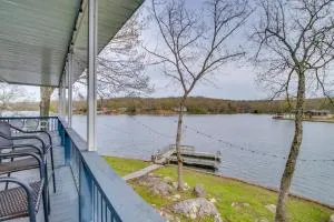 Lakefront Arkansas Abode - Deck, Grill and Fire Pit! - Mammoth Spring