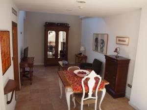 Hotel Rural La Alcanacia