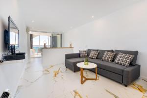 Apartamento Frente del Mar