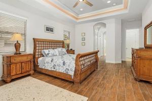 Good Life Family retreat home Gulf access Pool and Spa