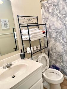 Olathe sleeping Beauty 3bdr and 2 baths