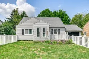 3 Mi to Dtwn Syracuse Home with Fenced Yard! - New Woodstock
