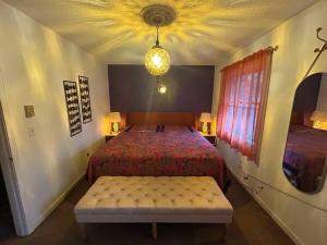 Retro Retreat & Spa