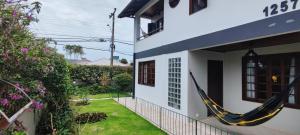 Casa de praia com piscina na praia da Daniela em Florianópolis