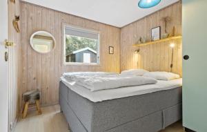 2 Bedroom Awesome Home In Farsø